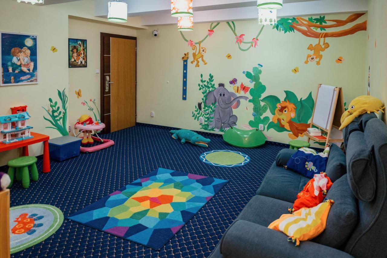 Hotel Troyer โตรยาโนวิตเซ ภายนอก รูปภาพ